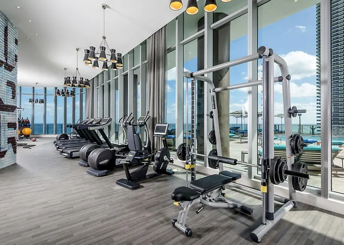 Beachside Condo With A Mesmerizing Ocean View